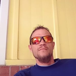 Meet your Posher, Leon